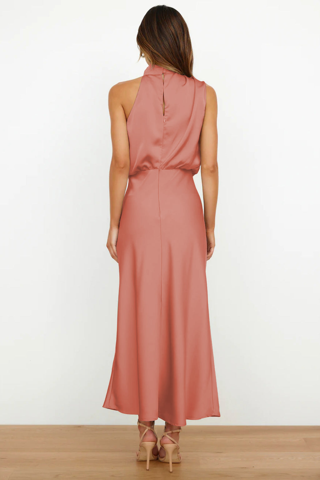 Lydia | Long Dress with Halterneck