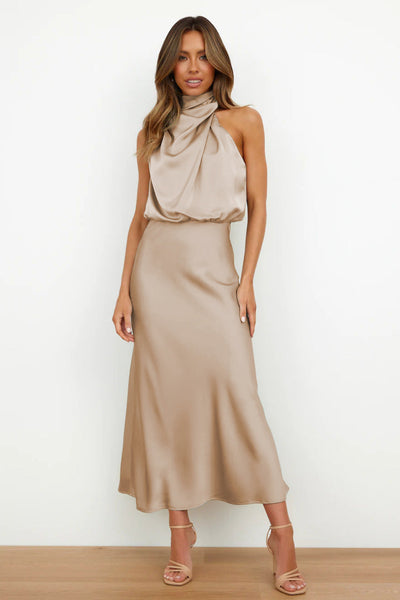 Lydia | Long Dress with Halterneck