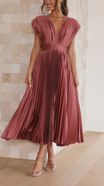 Marianne | Elegant Pleated Dress